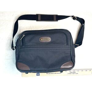 Vintage Jaguar Carry On Luggage Overnight Toiletry Bag Black Travel